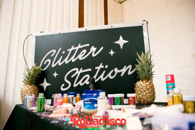 glitter station